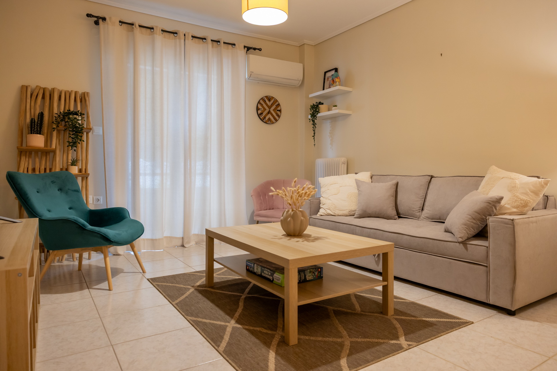 The living room at Semeli's House